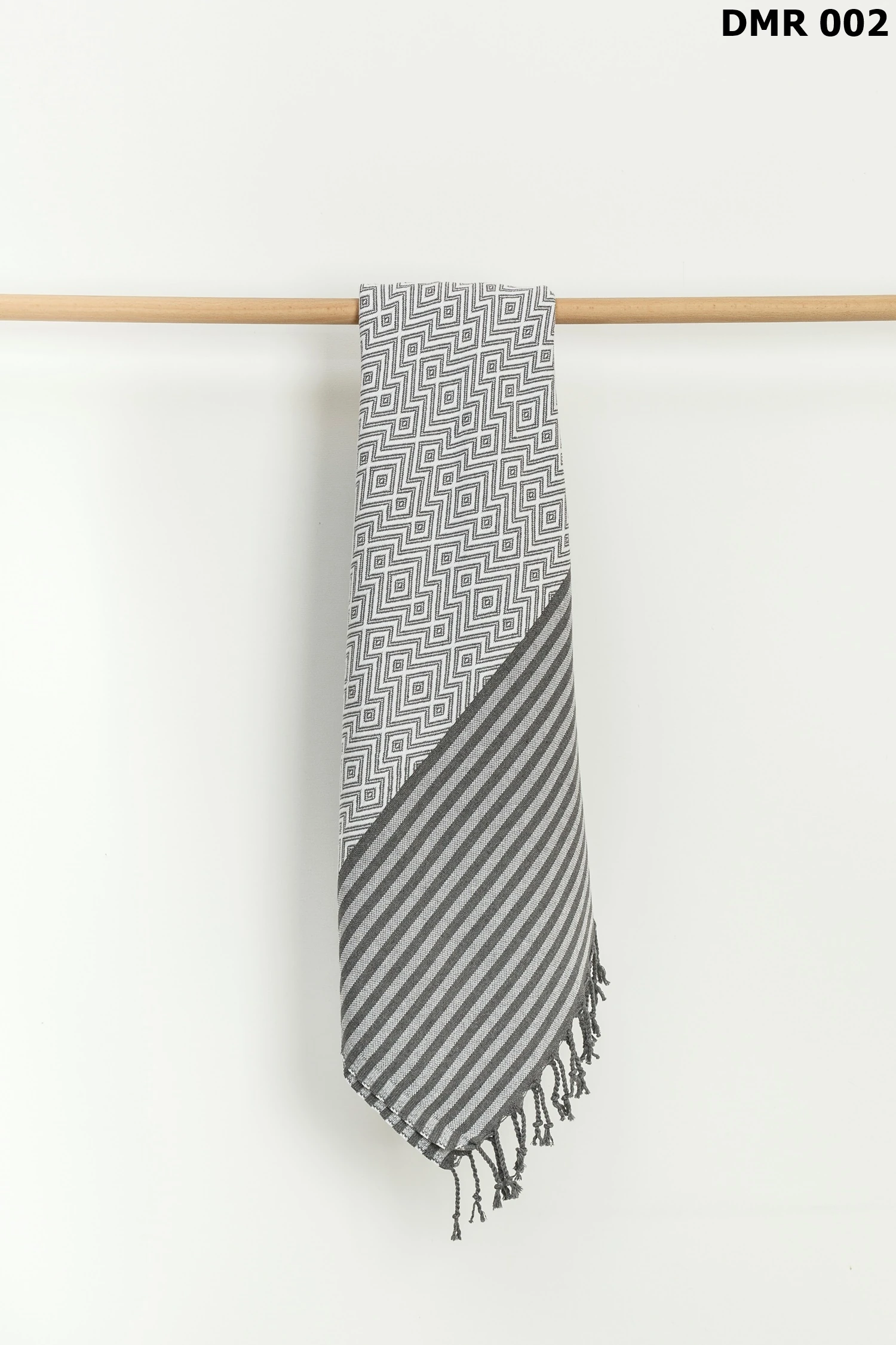 Demre Beach Towel - Image 2
