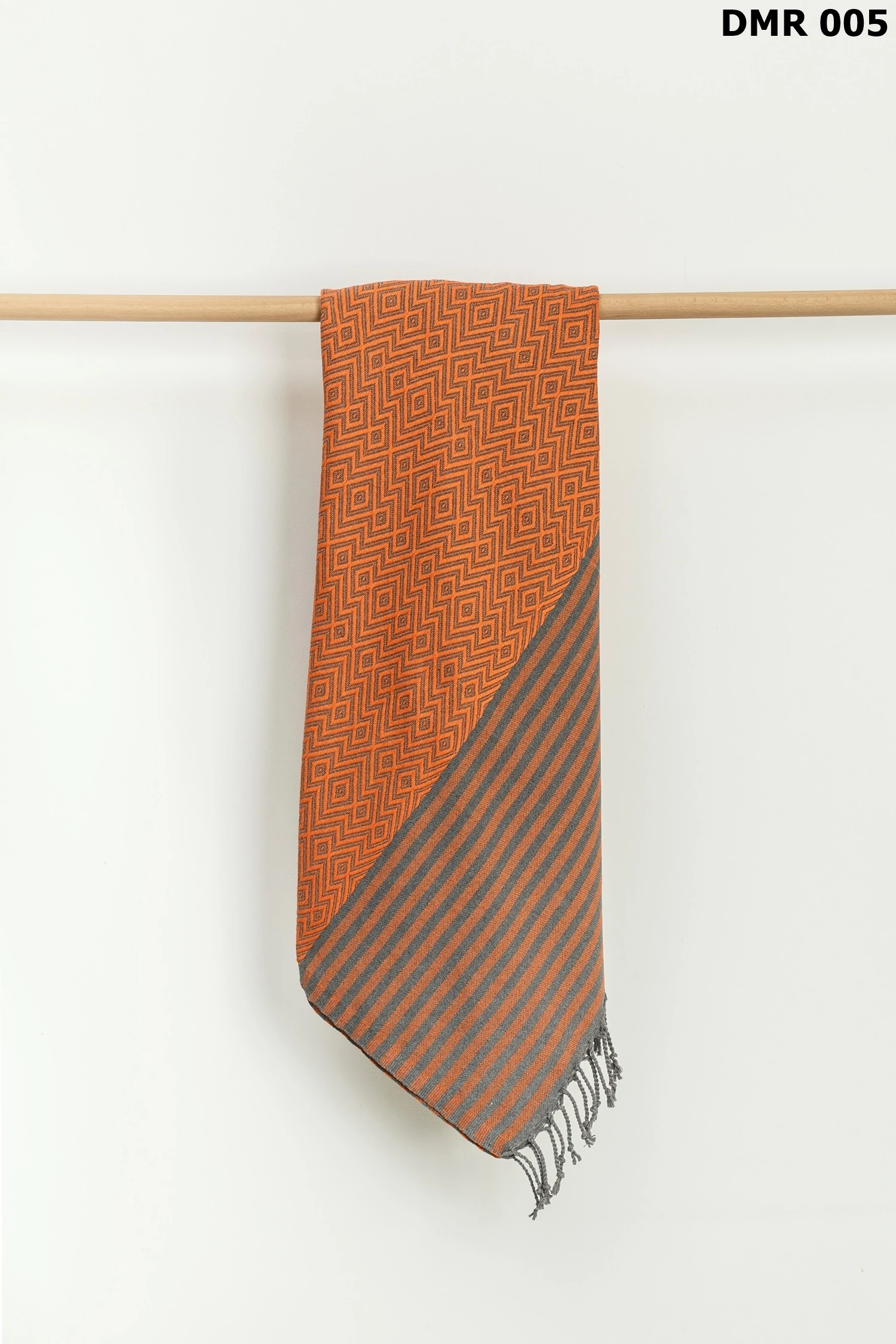 Demre Beach Towel - Image 5